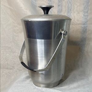 VTG Ice Bucket w/Handle